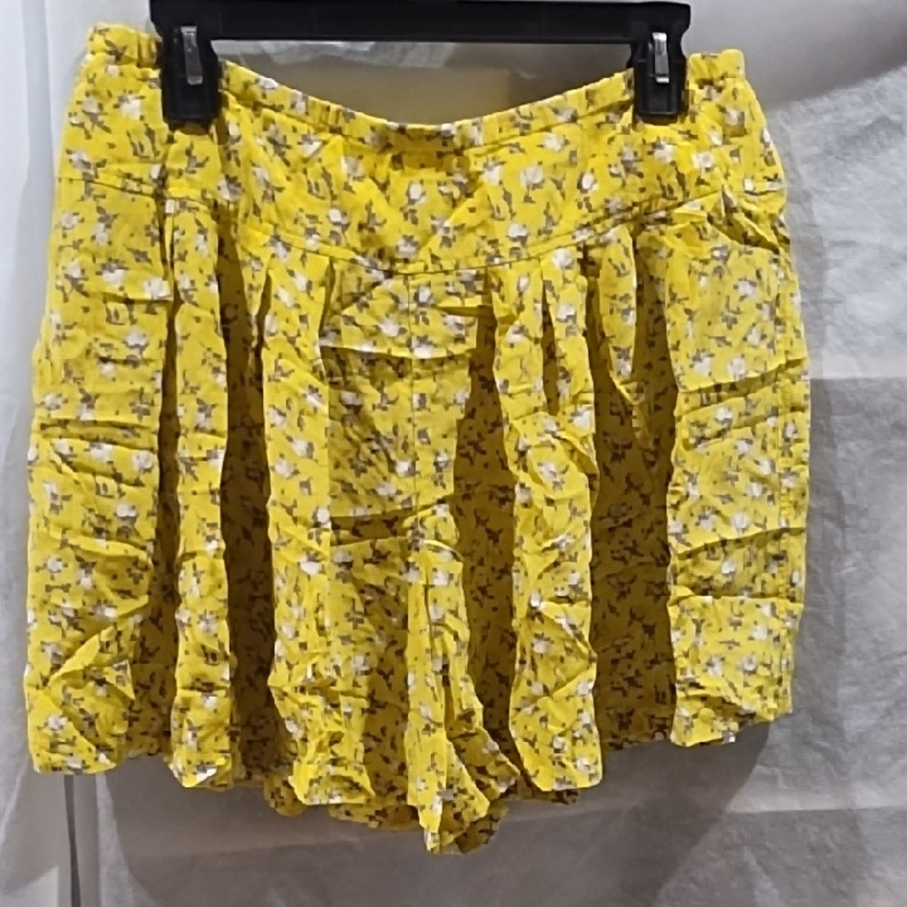 Broadway & BroomeVibrant Yellow Floral Women's Shorts